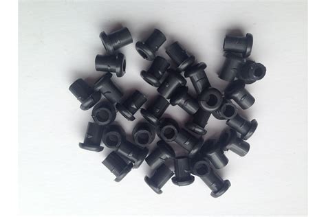 1-1 4 sheet metal screws with gromet|nylon grommets for sale.